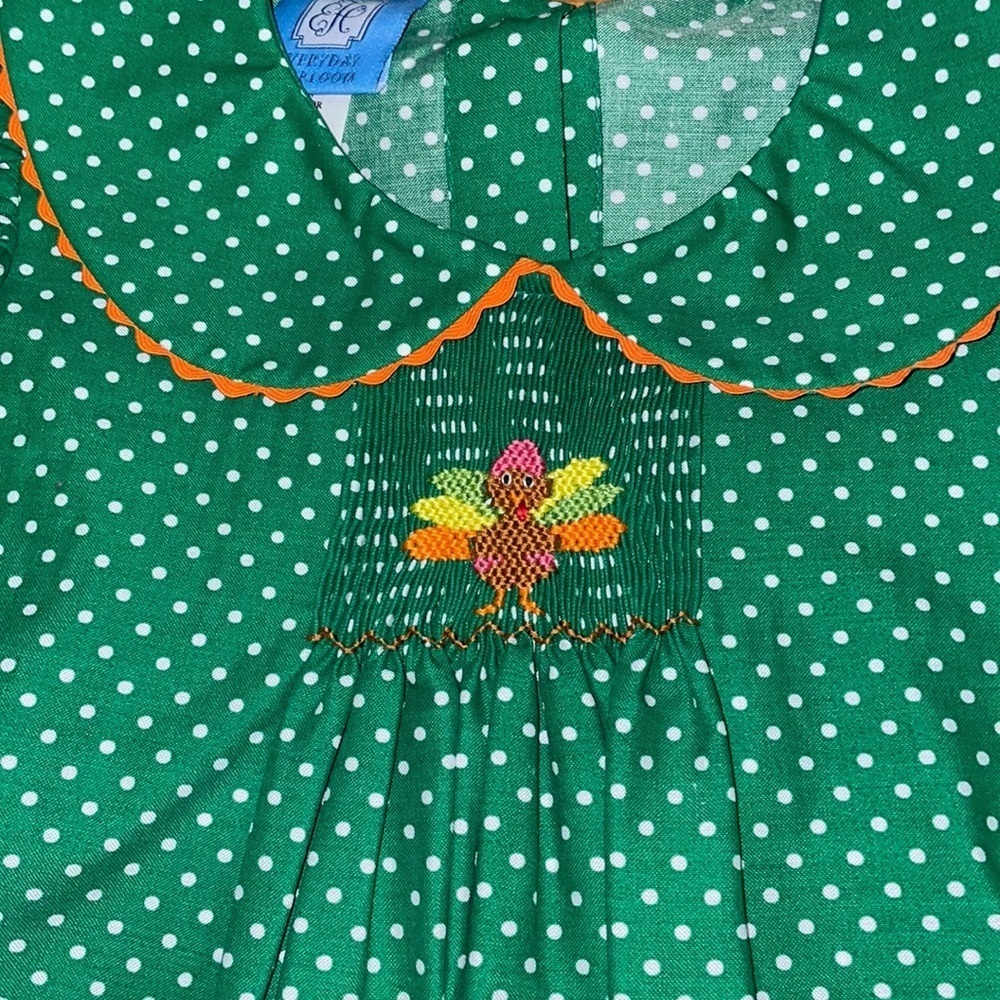 Everyday heirloom smocked green and white polka dot turkey dress size 7 NWT